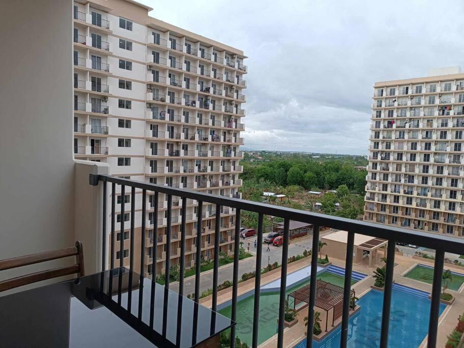 Budgetfriendly At Dd's Holistay Apartment