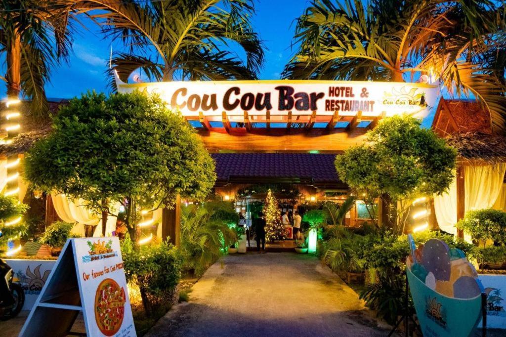 Resort Coucou Bar And Restaurant