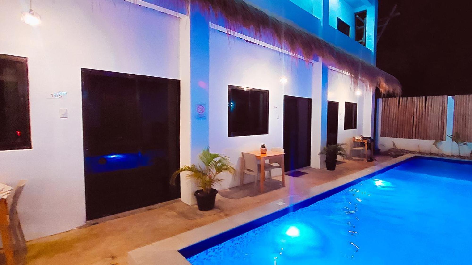Hostel Camotes *