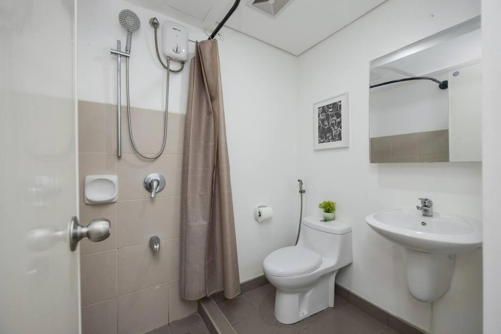 Furnished In Avida Towers Riala, It Park With Amazing View, Fast Wifi, Netflix And Pool Apartment Cebu