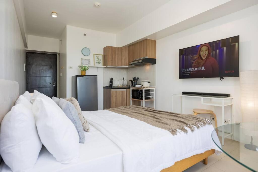 Furnished In Avida Towers Riala, It Park With Amazing View, Fast Wifi, Netflix And Pool * Cebu