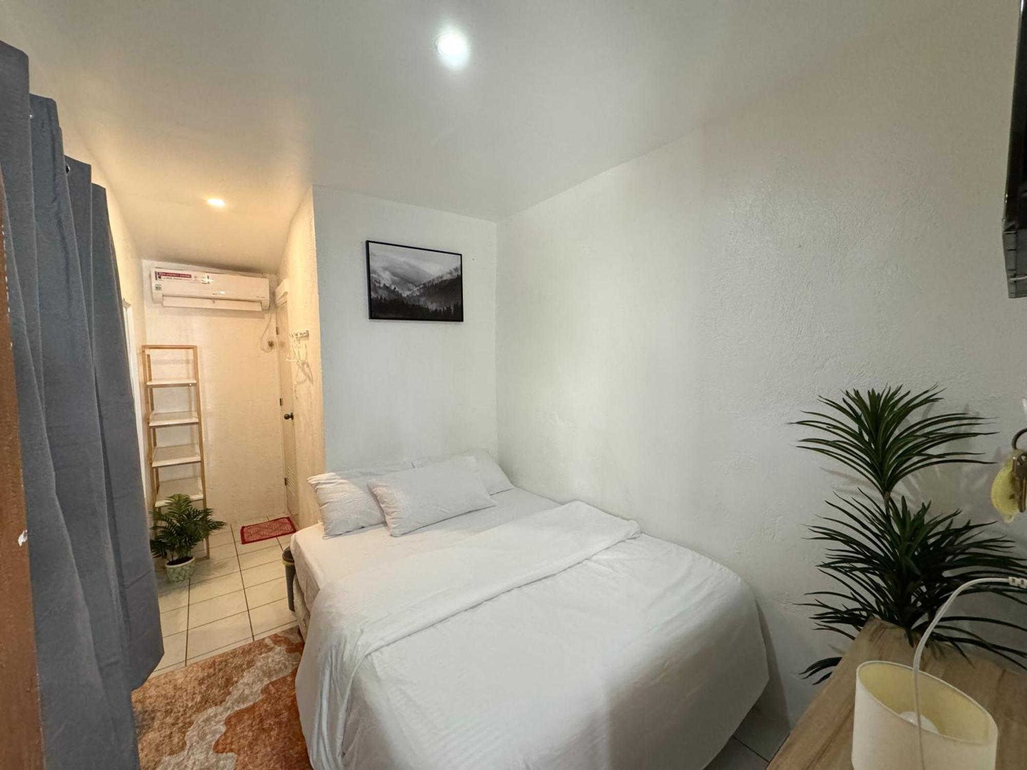 Hotel West Coast House Cebu