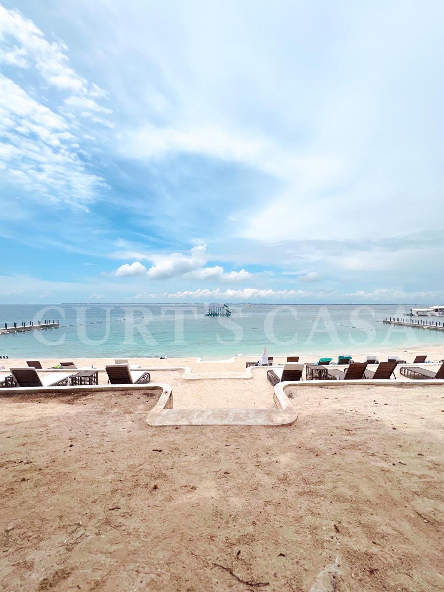 1br In Mactan Newtown Pool And Beach! Apartment