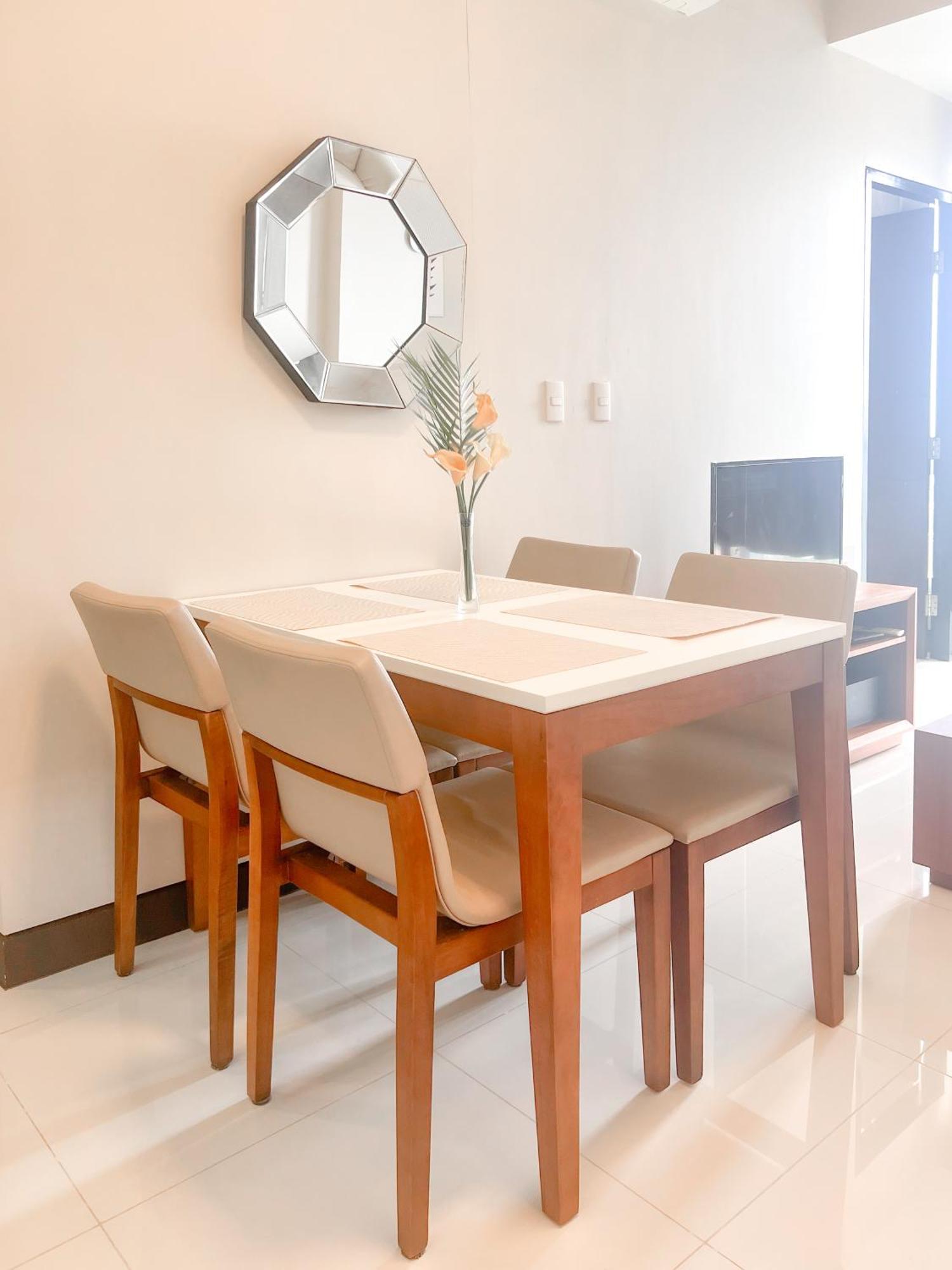 1br In Mactan Newtown Pool And Beach! * Punta Engano (Mactan)