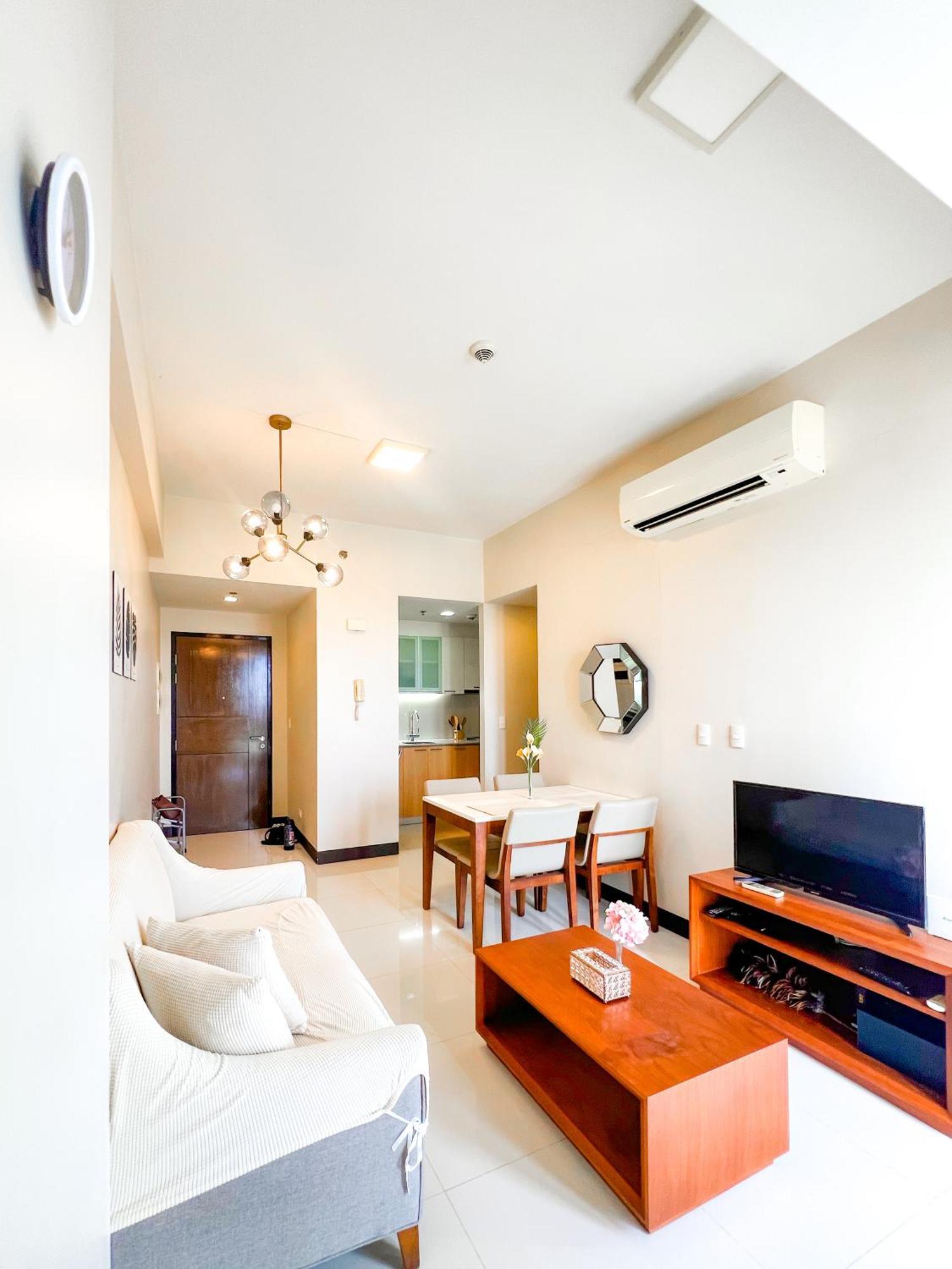 1br In Mactan Newtown Pool And Beach! Punta Engano (Mactan)