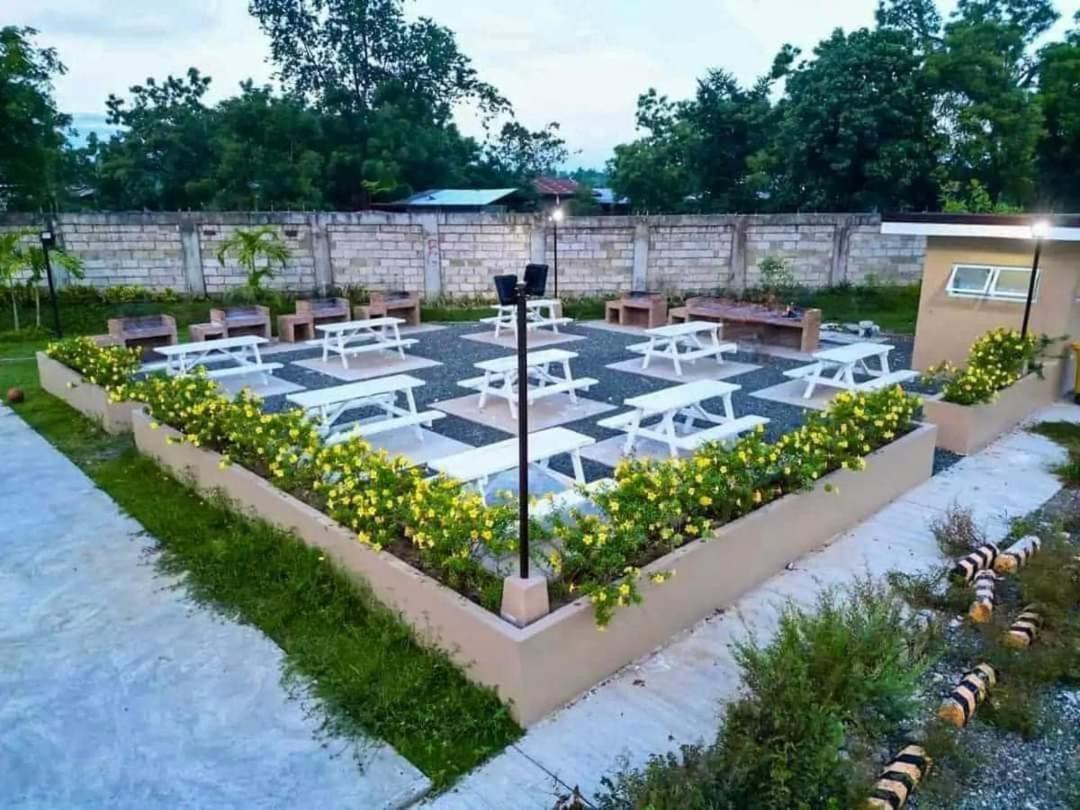 Apartment Budgetfriendly At Dd's Holistay *