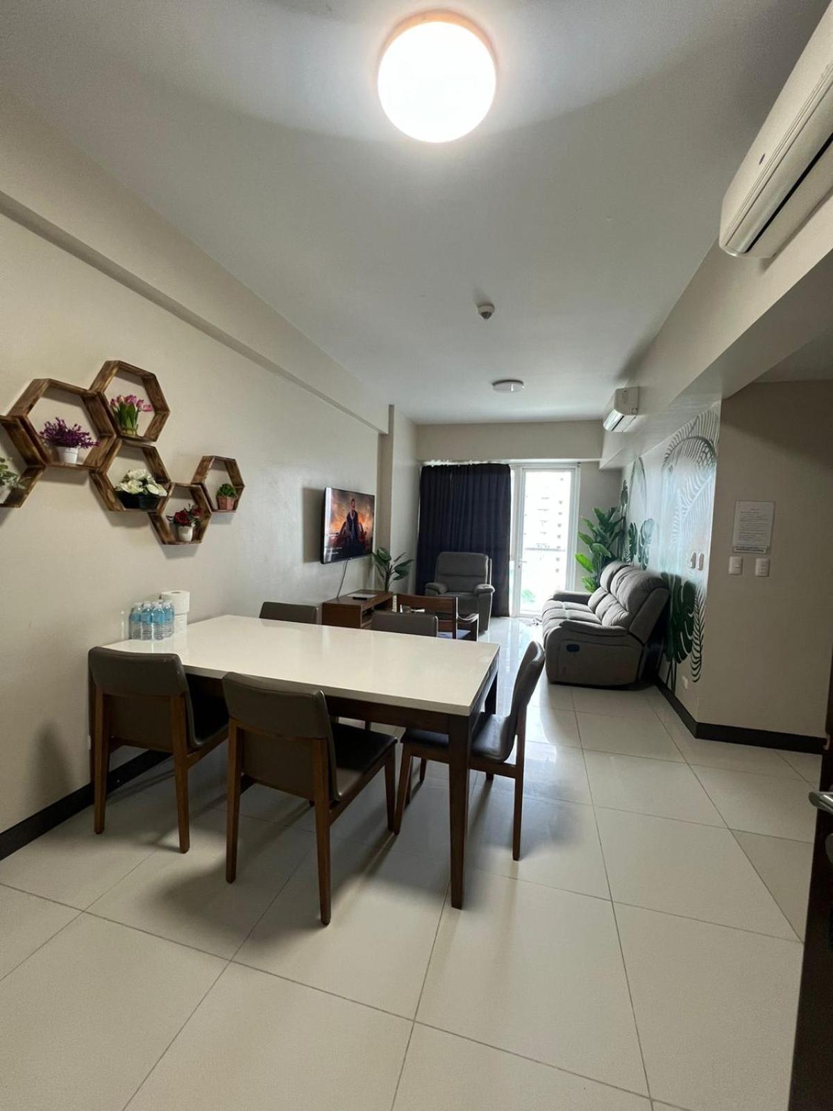 Seaview 2 Bedroom Unit Near Mactan International Airport Punta Engano (Mactan)