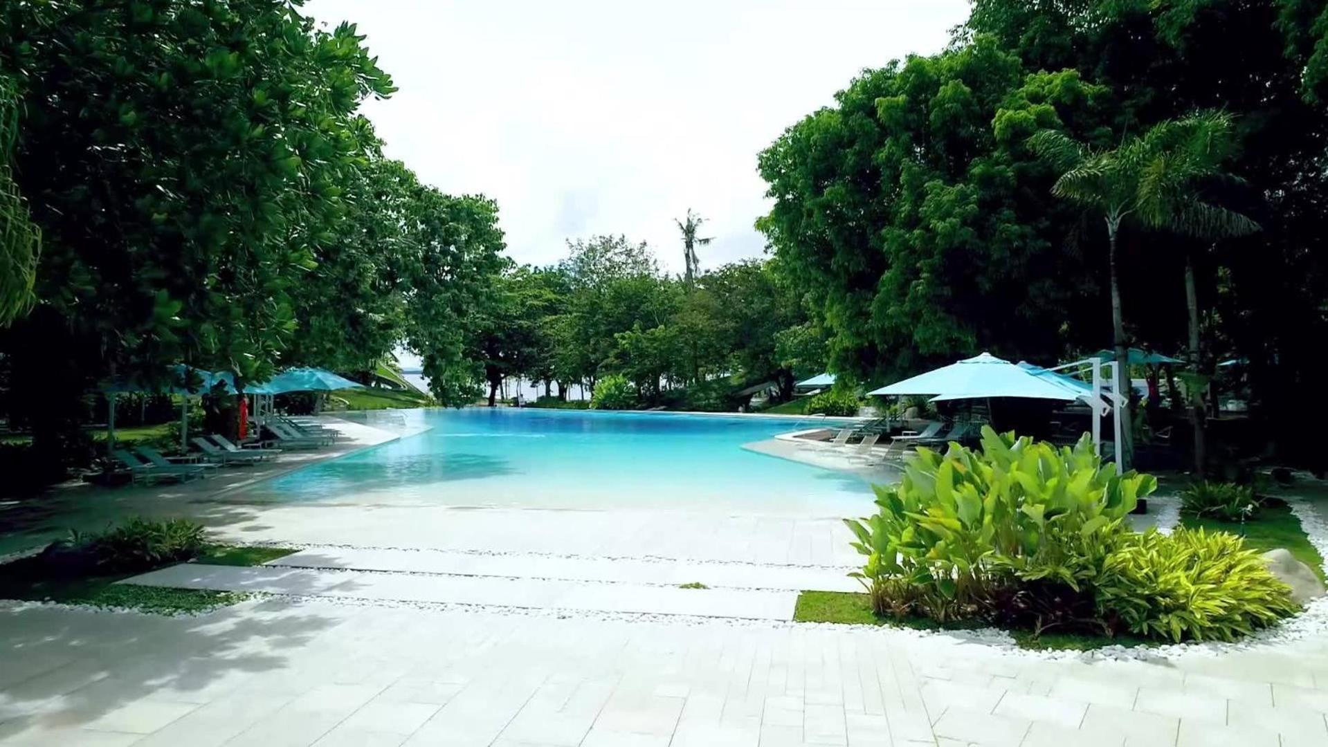 Oceanviewdeluxe Suite1br Tambuli Seaside Apartment