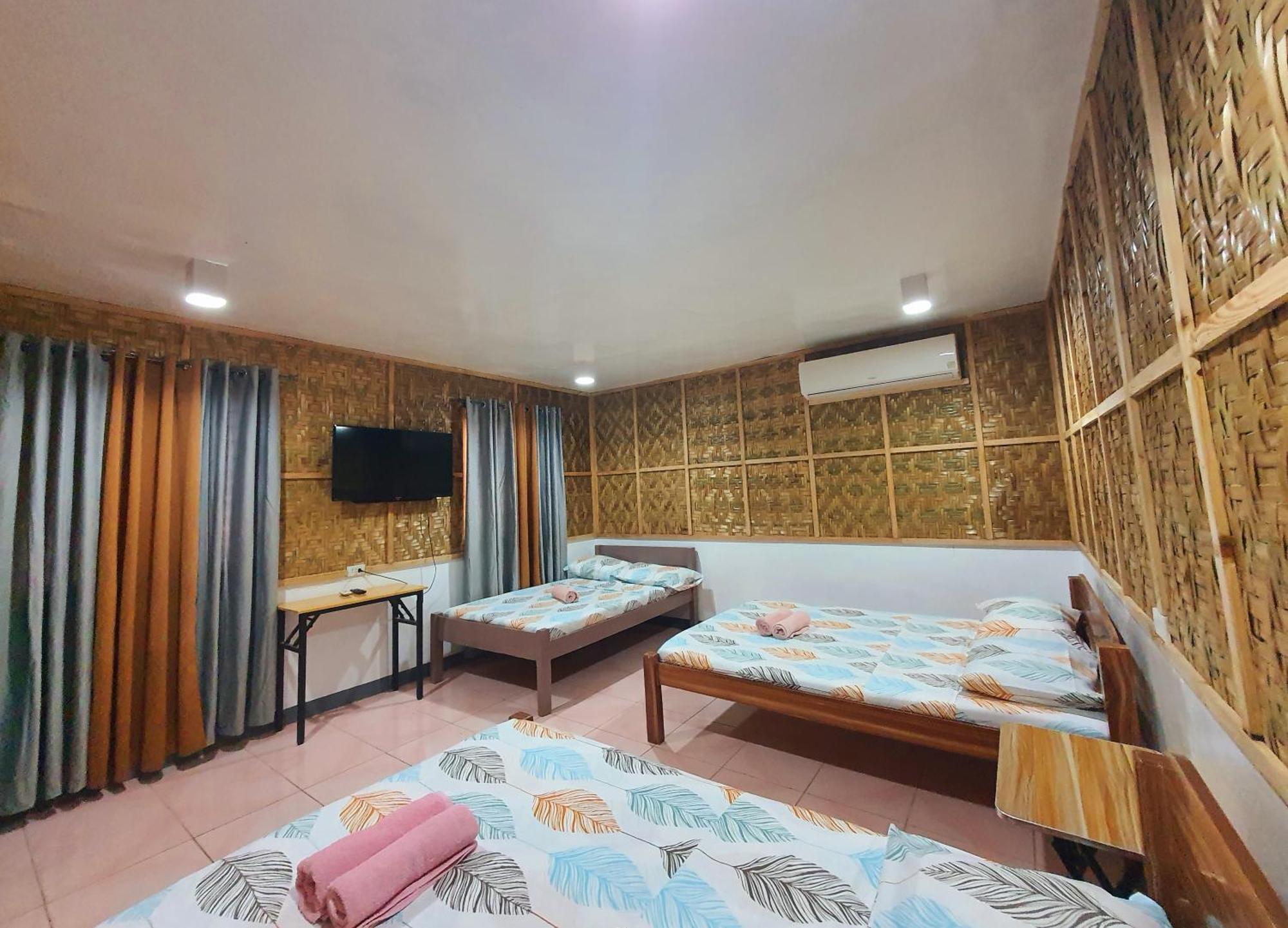 Genna's Tourist Guest house