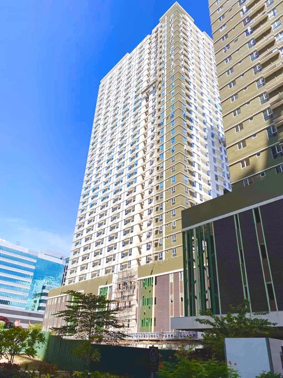 It Park Avida Riala T2 By Monica's Staytion *