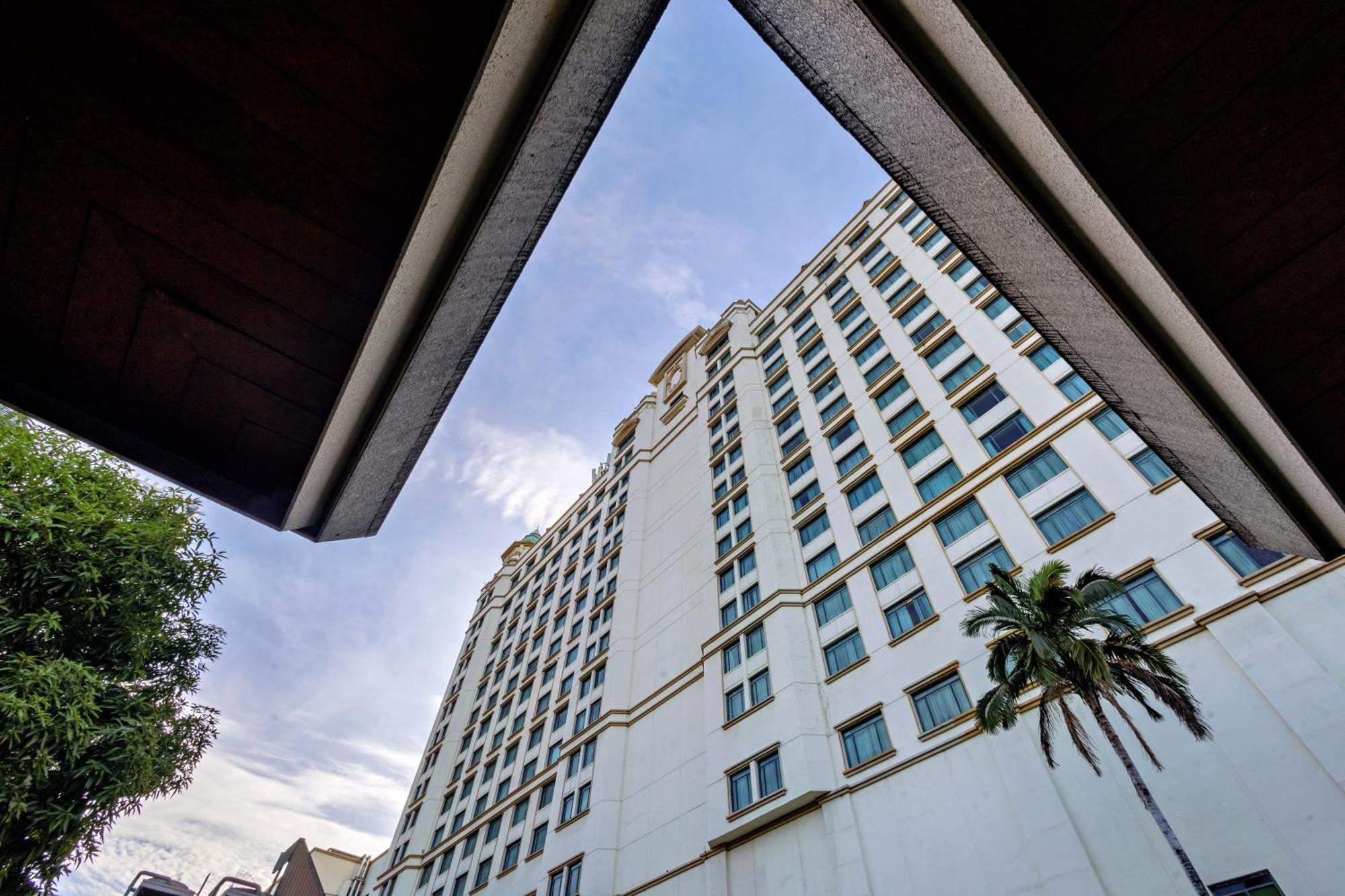 Hotel Waterfront & Casino 4*