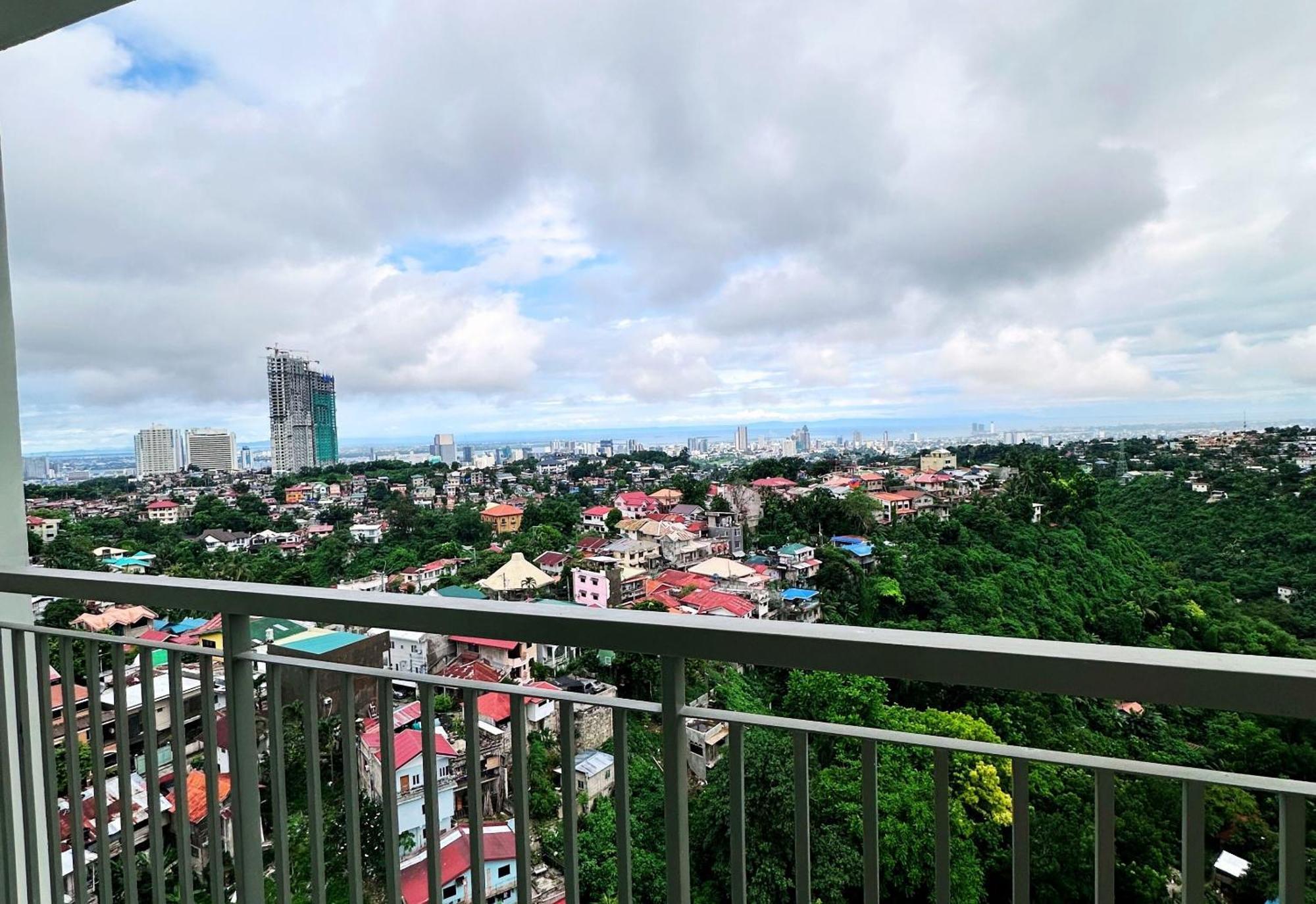Hayat Sky Towers 3*