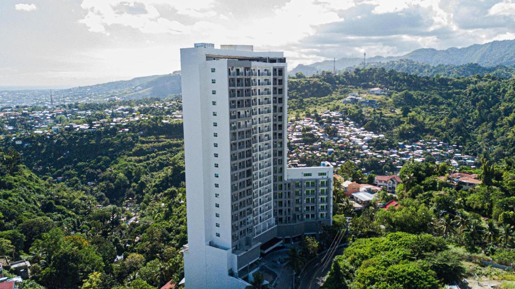 Hotel Hayat Sky Towers Cebu