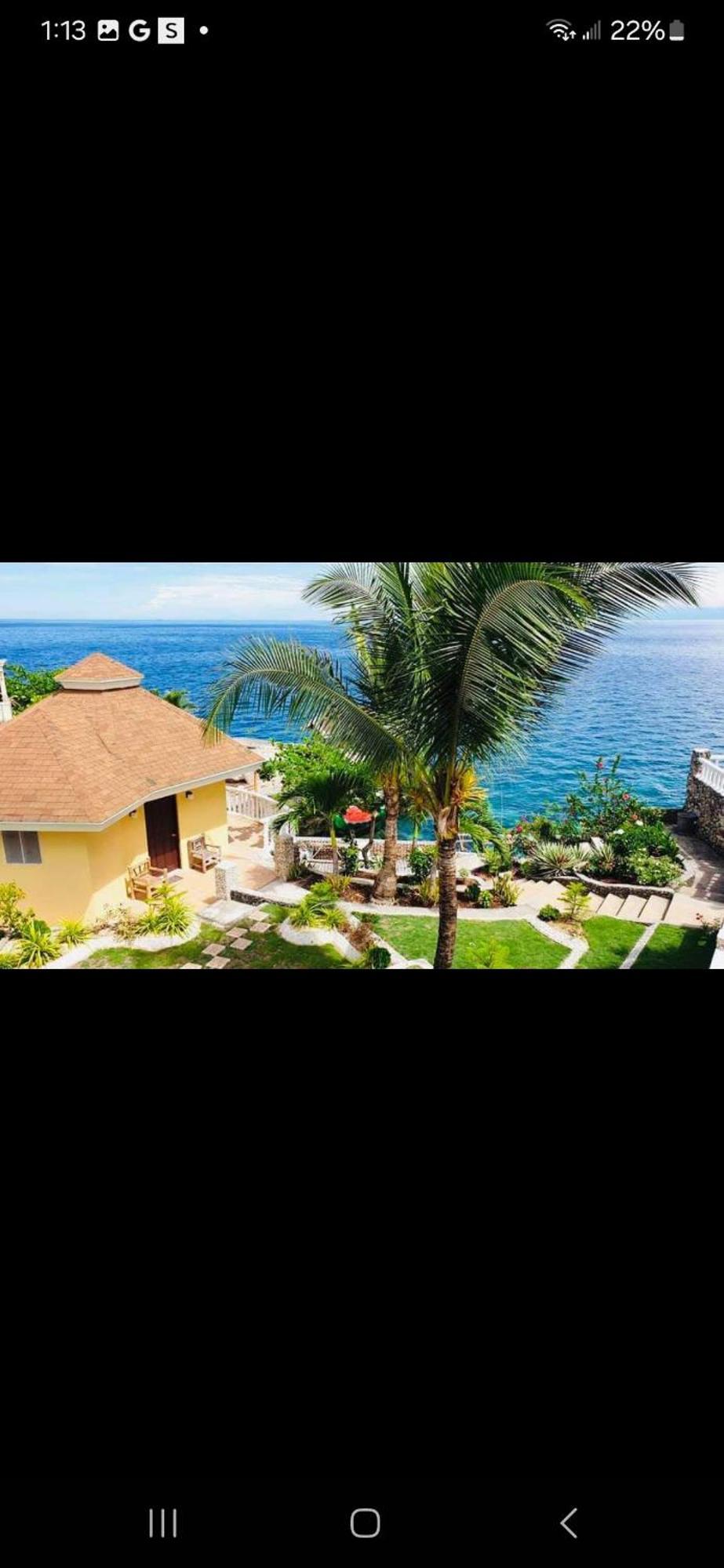 Azure Camotes Hotel 4*