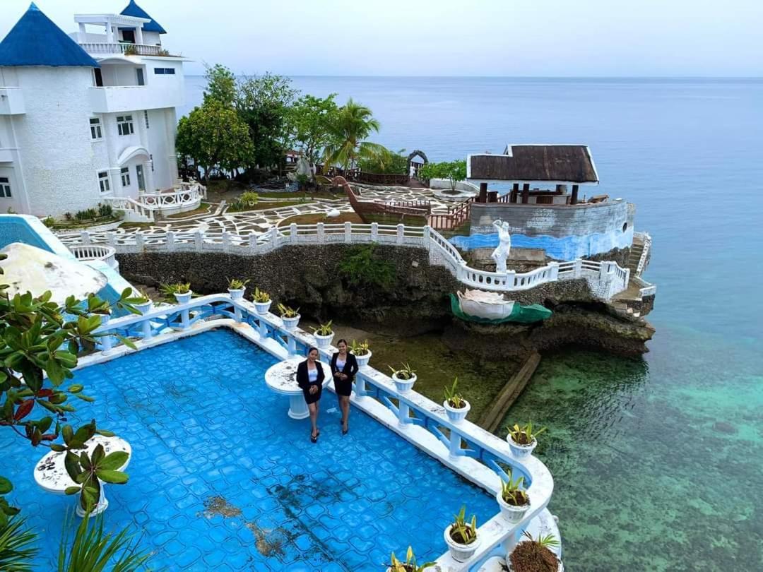 Hotel Azure Camotes San Francisco (Cebu)