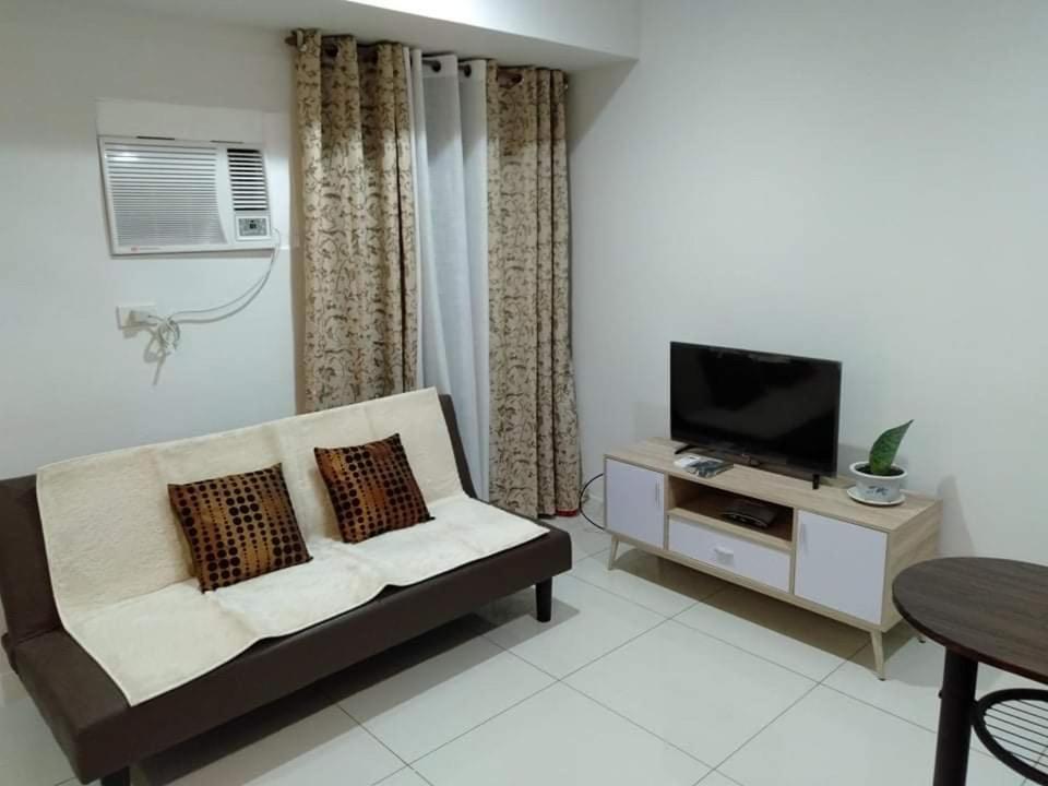 Bed & Breakfast Jojies Crib Horizons101 *