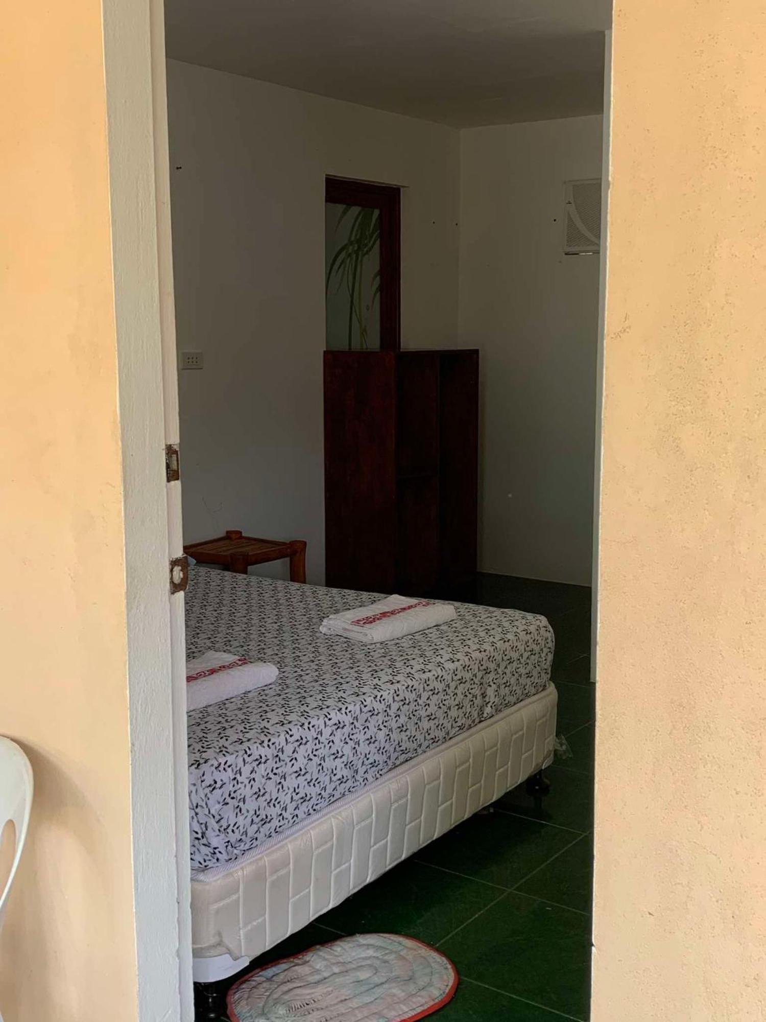 Palanas White 3*