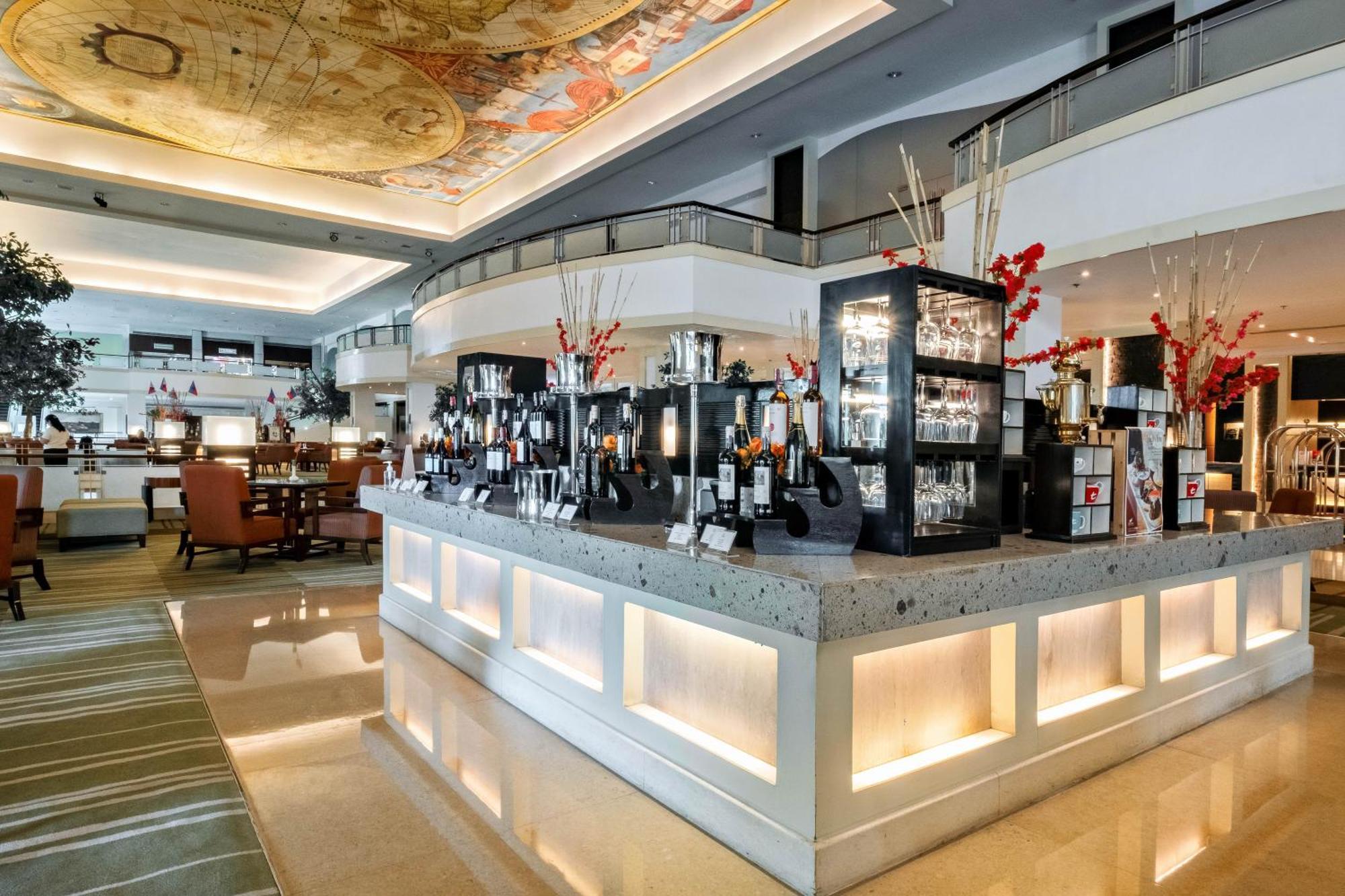 Waterfront & Casino Hotel 4*