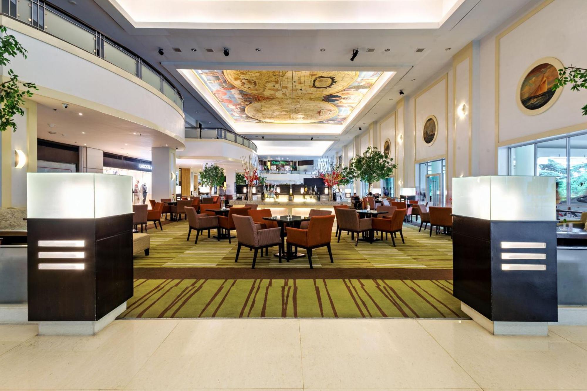 Hotel Waterfront & Casino 4*