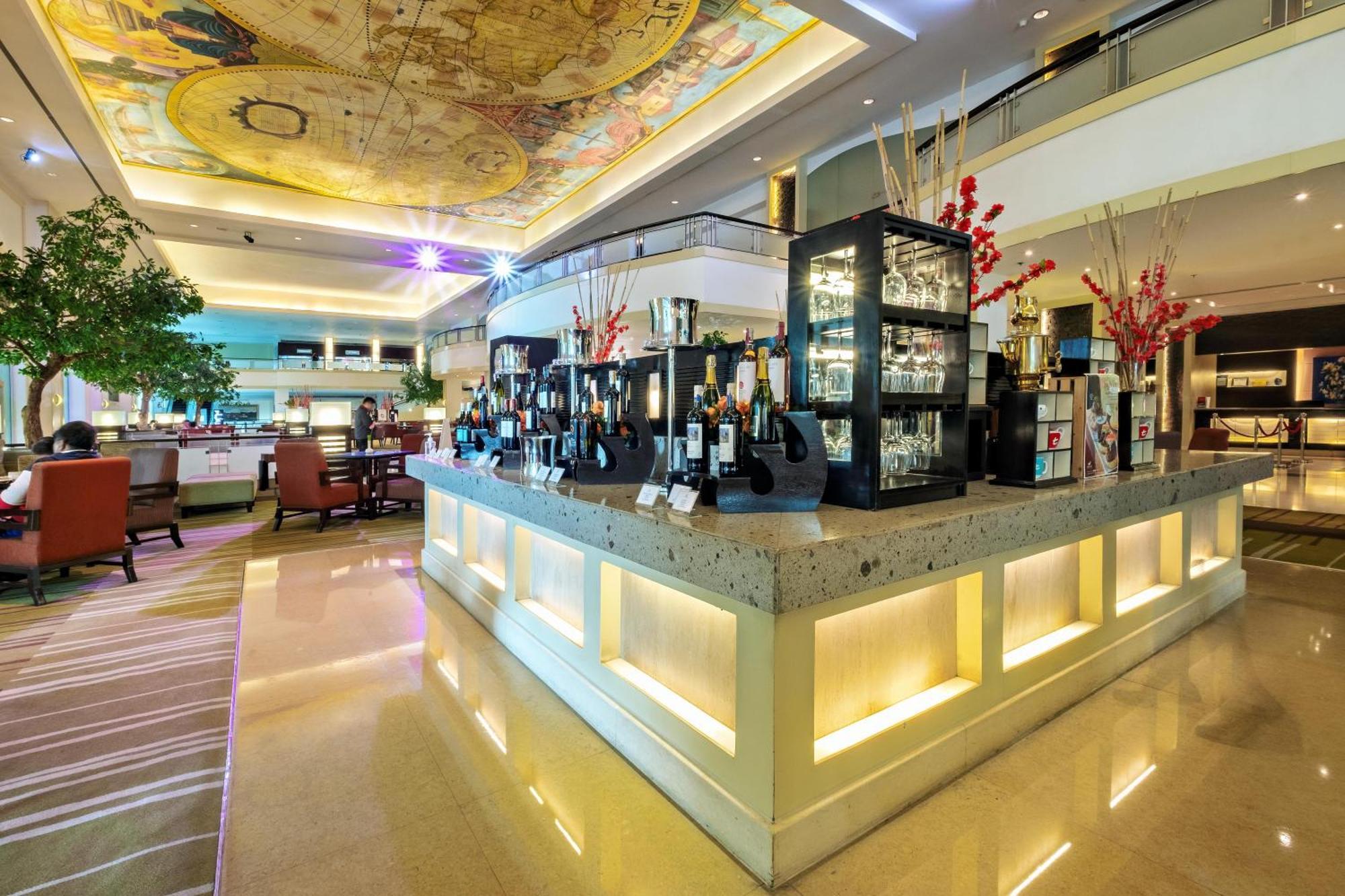 Hotel Waterfront & Casino Cebu