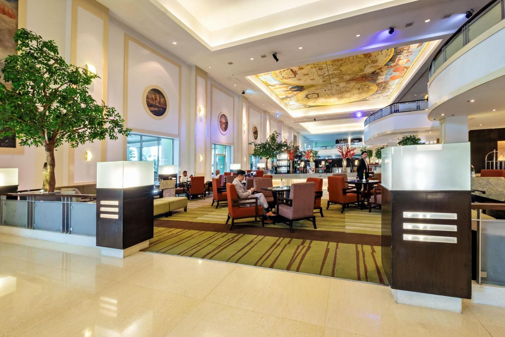 Waterfront & Casino 4* Cebu