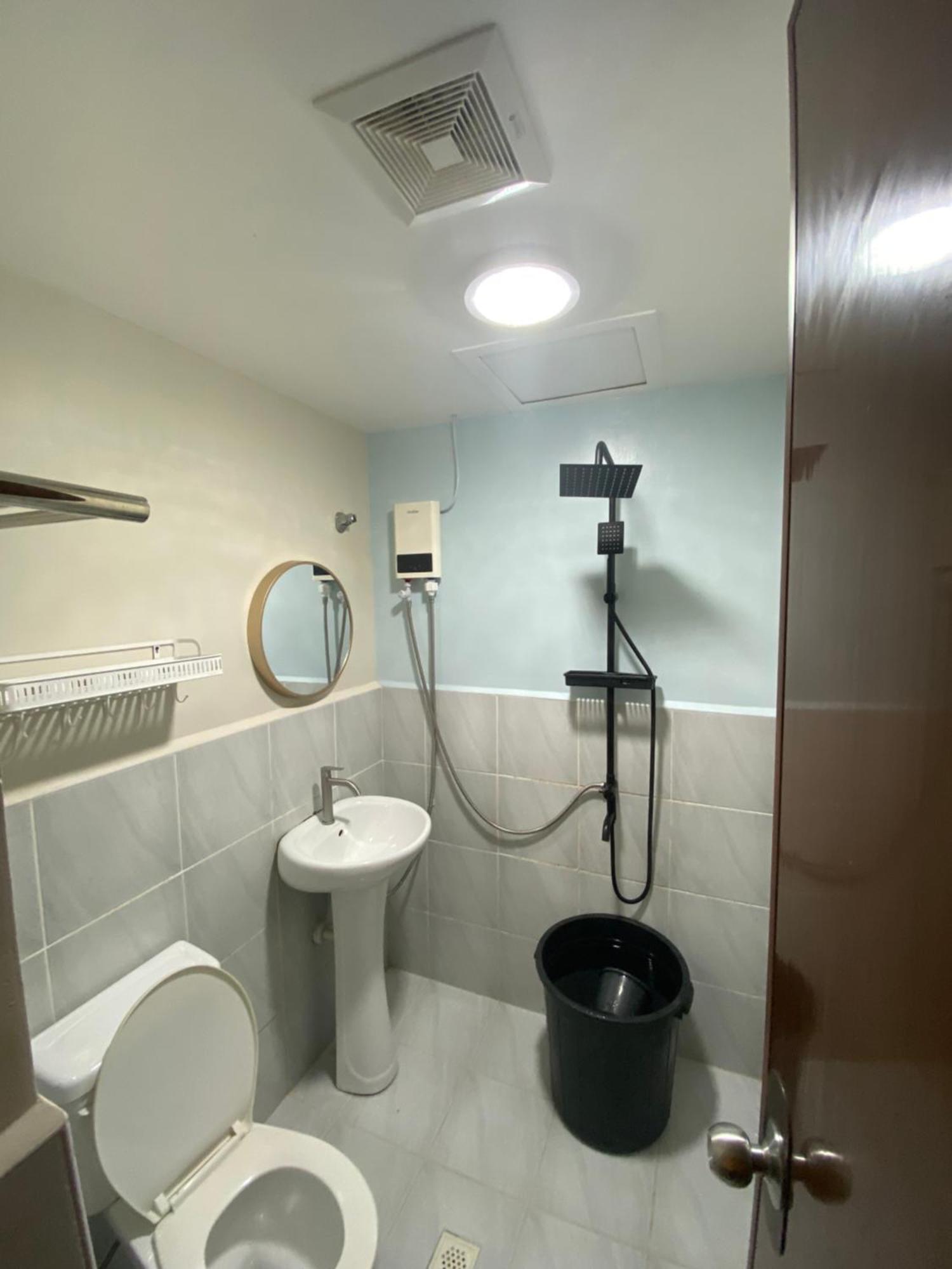 Bahay sa kanayunan Cathalia Staycation Lapu-Lapu City
