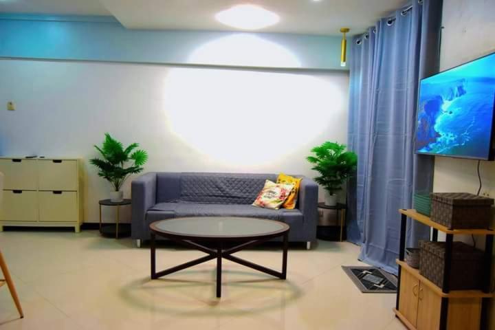 The Loft Nook - 2 Bedrooms Only * Lapu-Lapu City