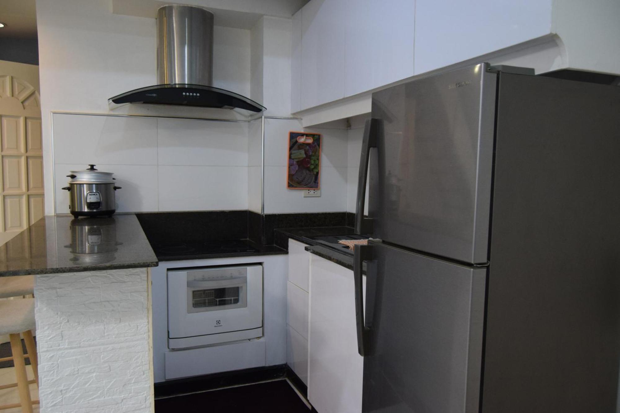 The Loft Nook - 2 Bedrooms Only Apartment