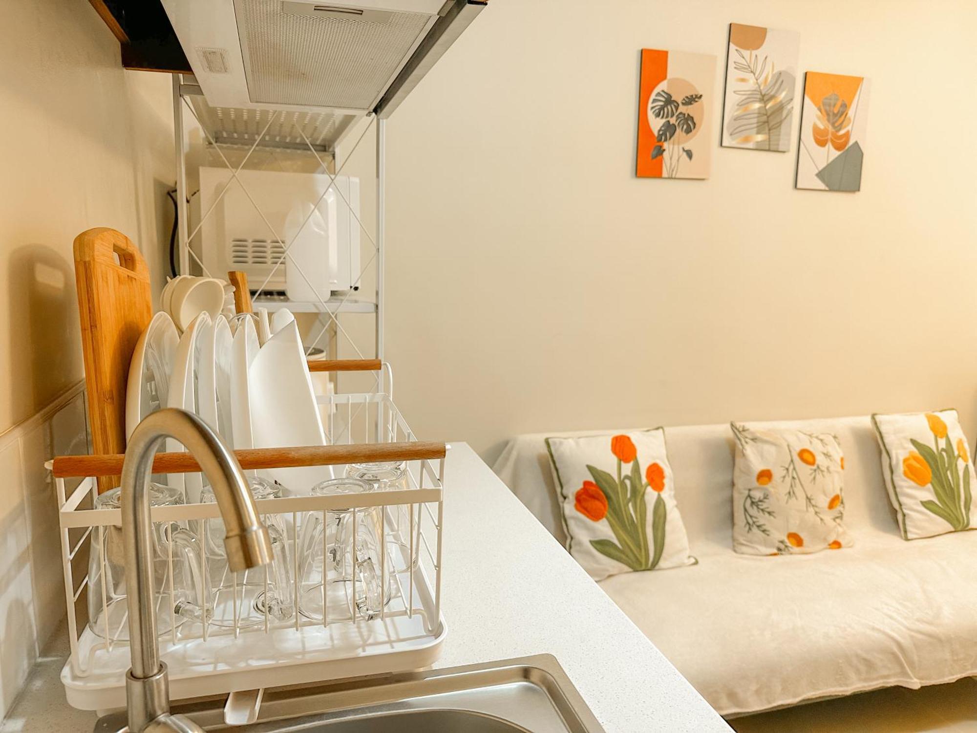 Apartment Your Chillzone - Seaview With Pool And Karaoke Near Mactan Cebu Airport *