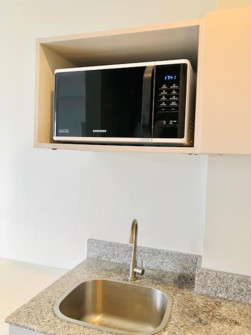 Cozy And Sunny Near To Mactan Cebu International Airport - Amani Grand & Residences Apartment *