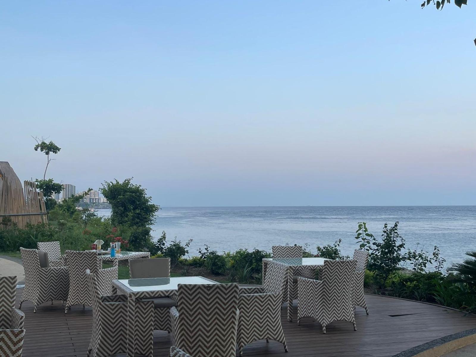 Mactan Newtown 8 Boulevard Deluxe Ocean View