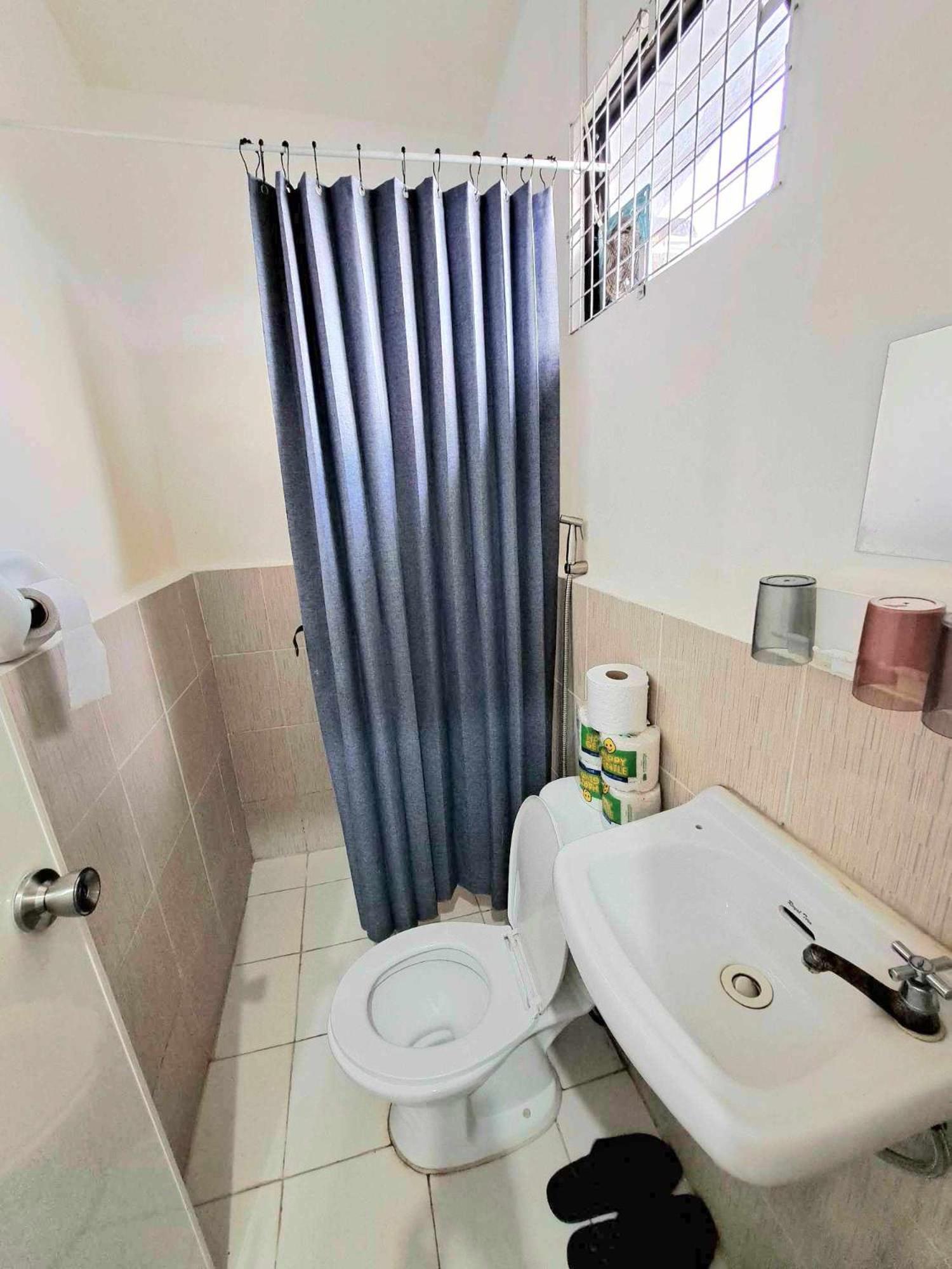 Homey Inn-olango Island Staycation ,block 1 Lot 15 *