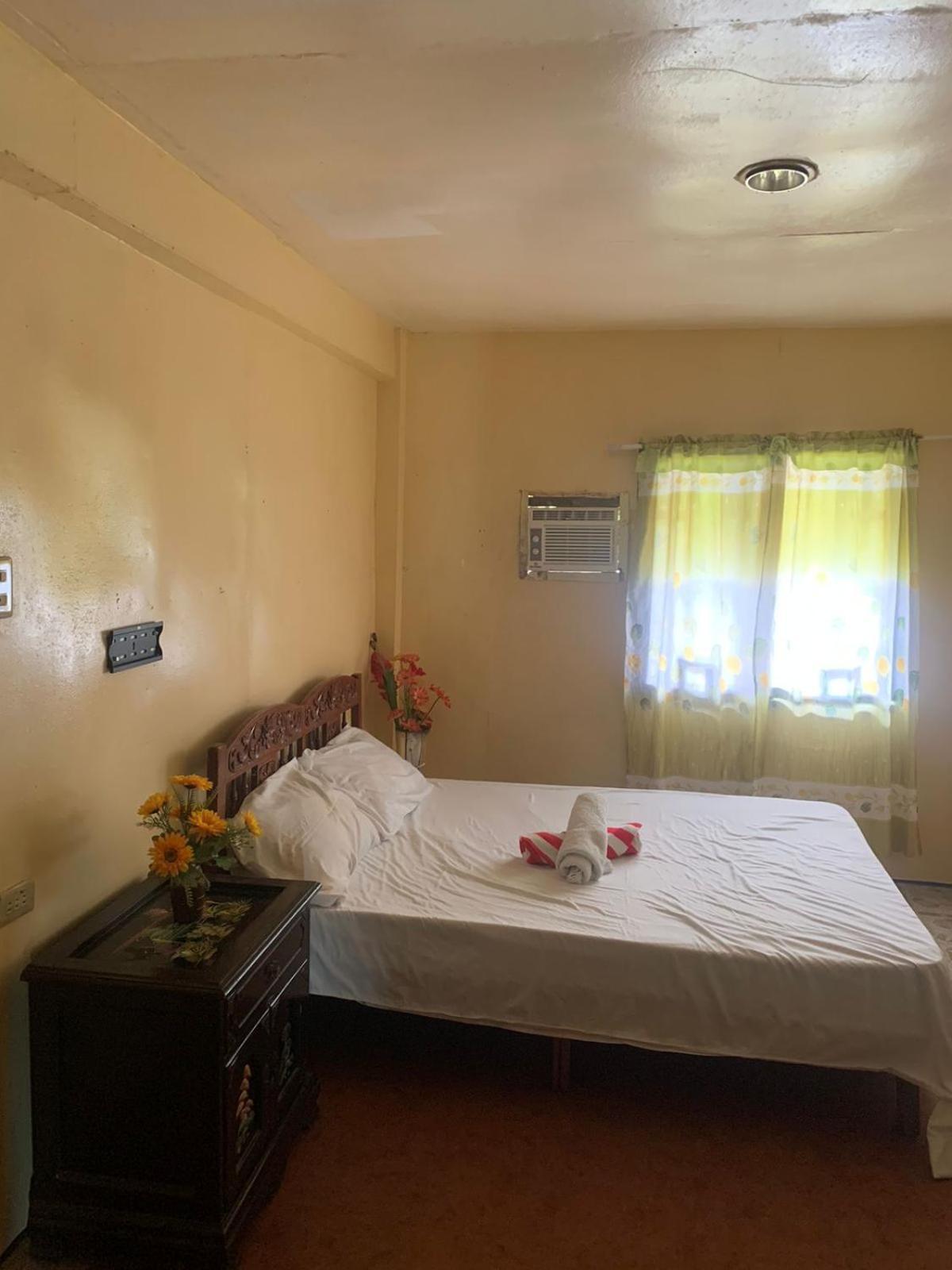 Flordeliza Budget Tourist Liloan