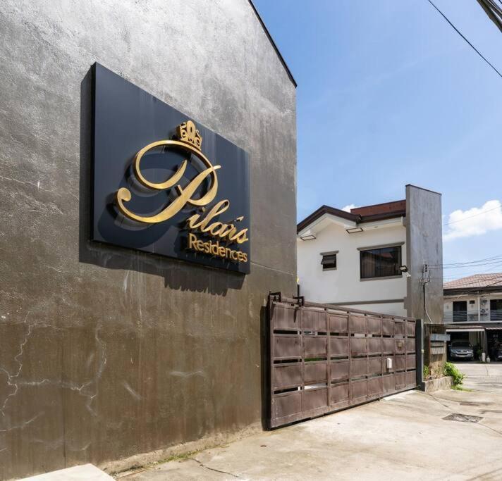 Apartment Entire 3br Furnished House Near Cebu It Park With Parking, Fast Wifi, Netflix And