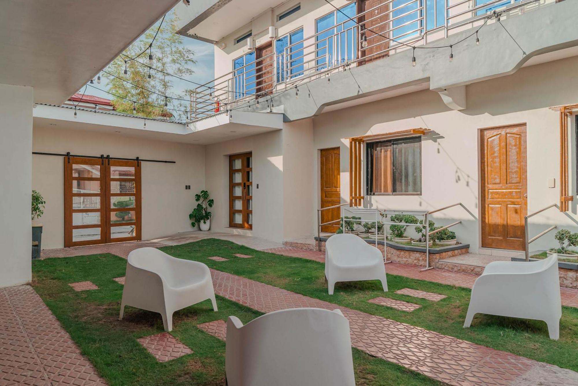 bahay-panuluyan Gt Seaside 2*