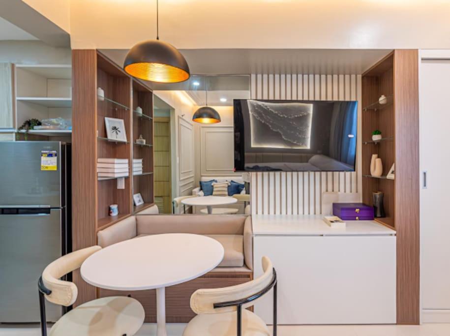 200mbps Wifi, Luxury Near Ayala