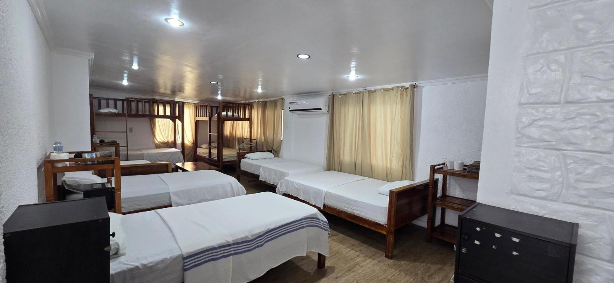 Hotel Brandnew Scuba *