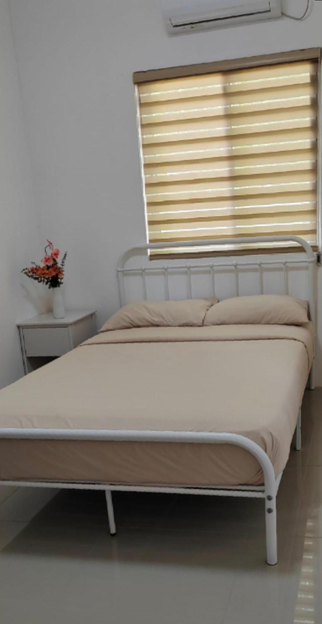 Hideaway Dreamisland Pooc