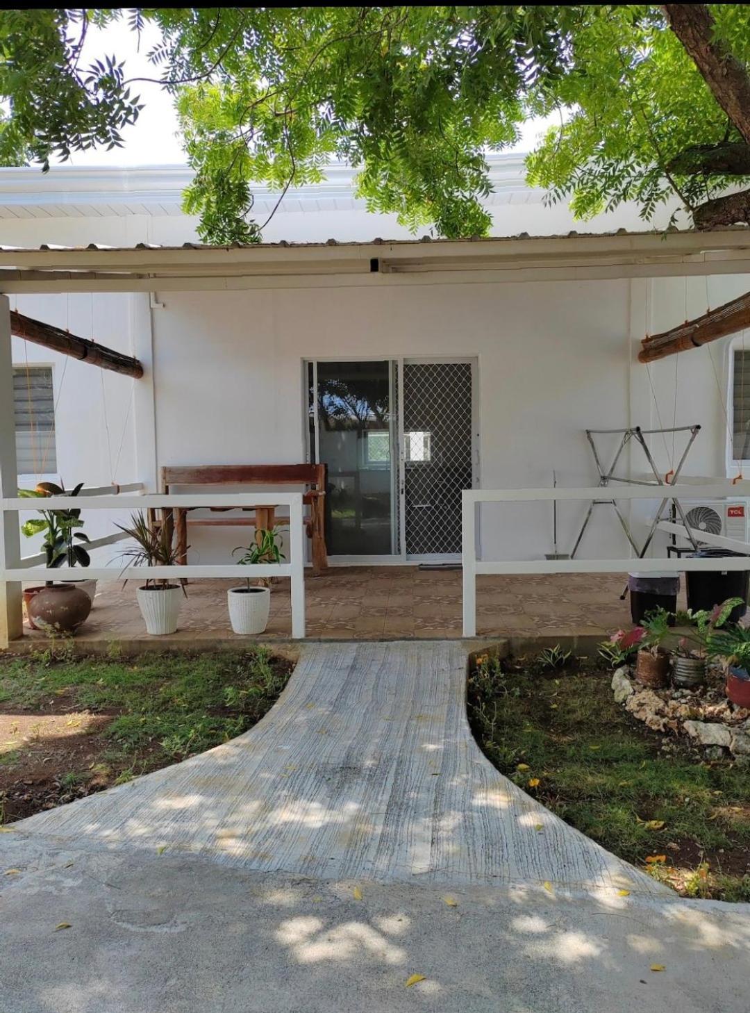 Hideaway Dreamisland Pooc