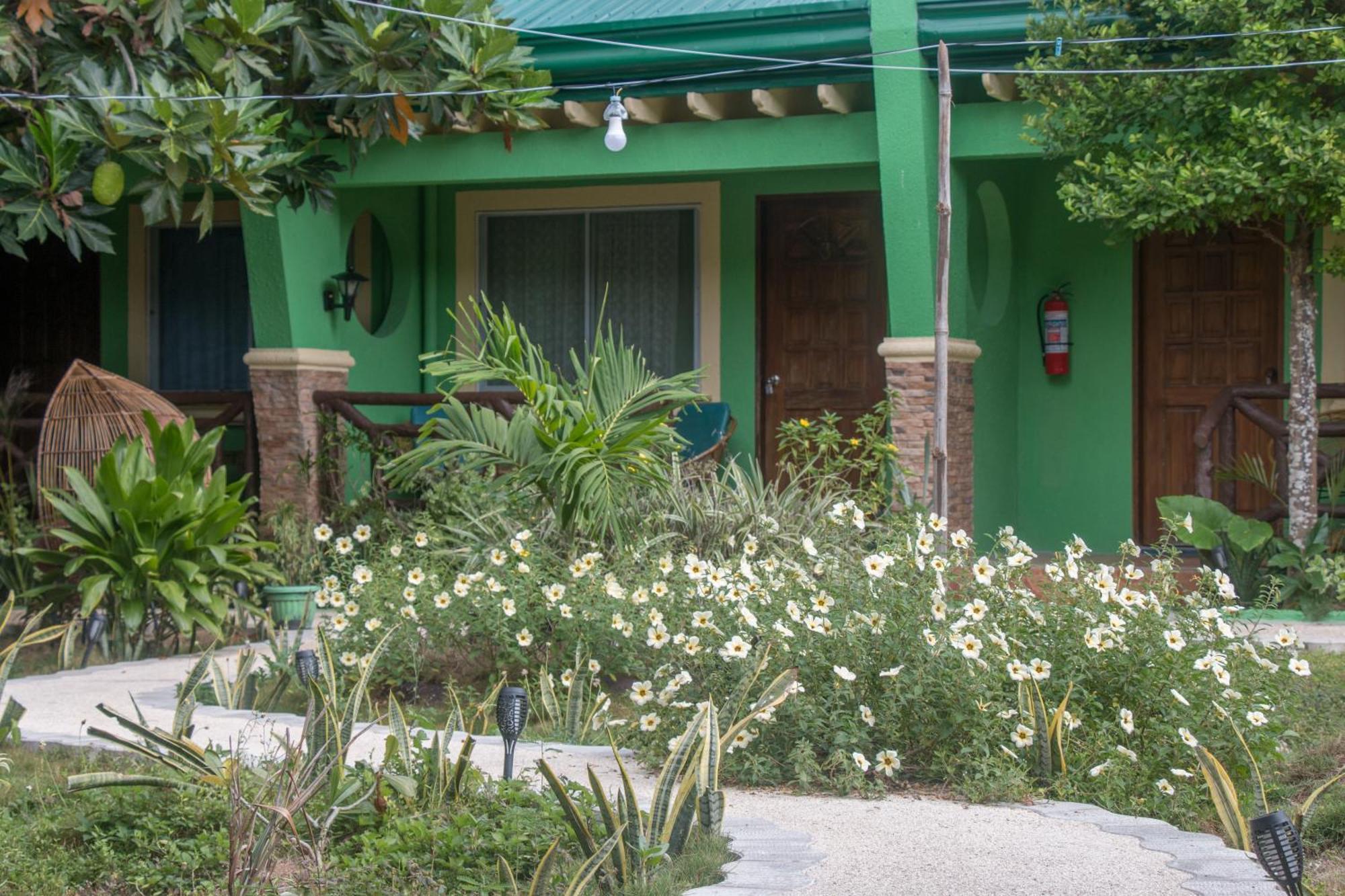 Resort Moonlight Malapascua