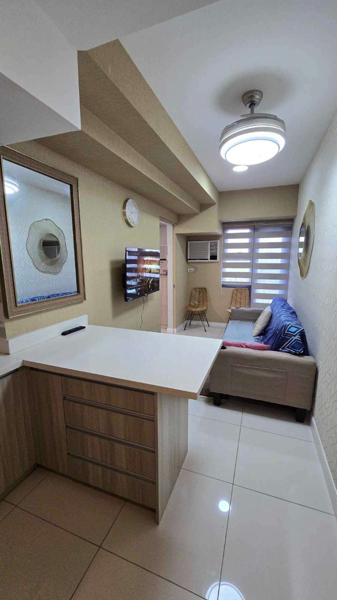 1br With Balcony At Horizons 101 Apartment *