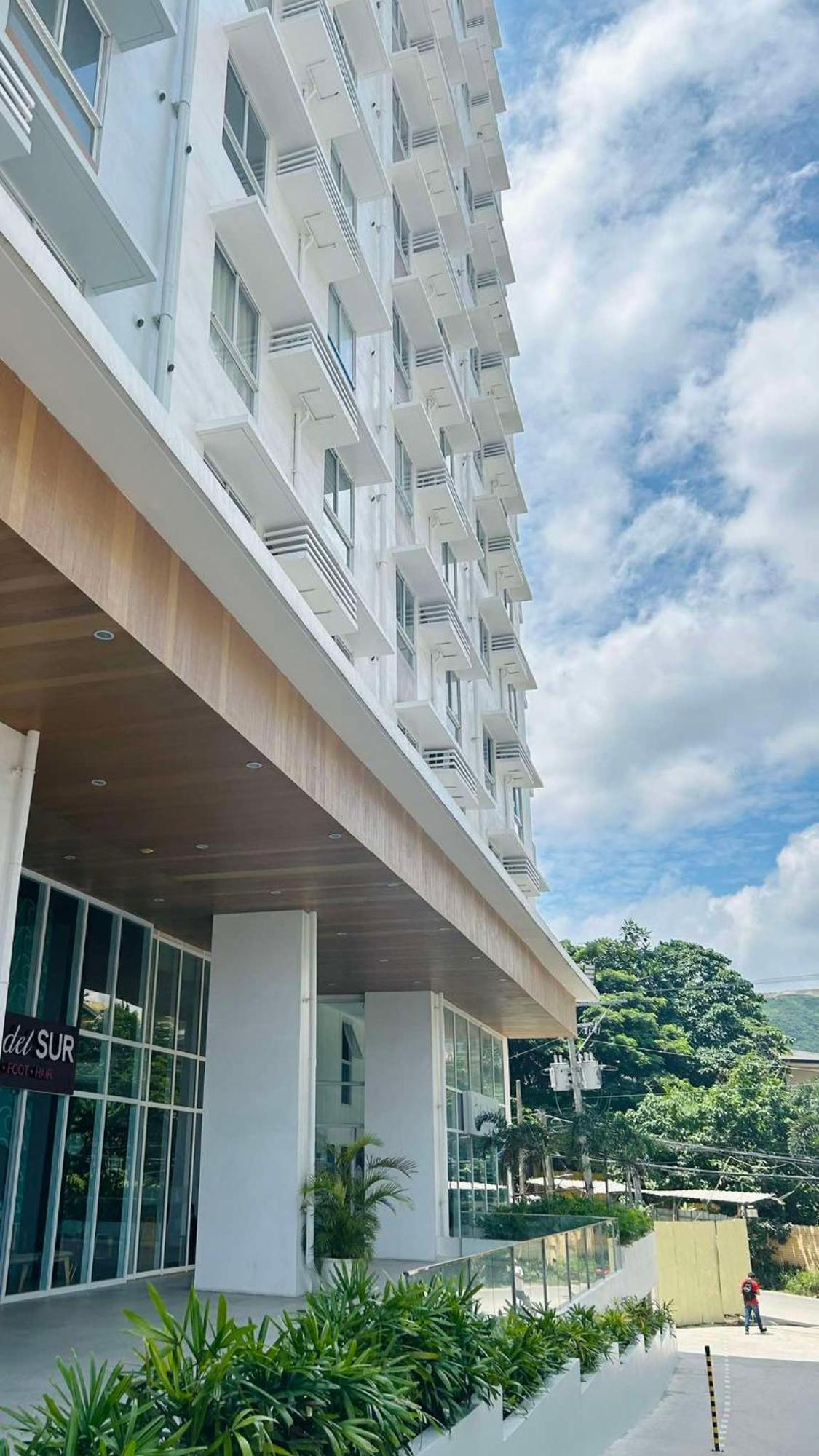 Aparthotel Modern Urban Comfort Cebu