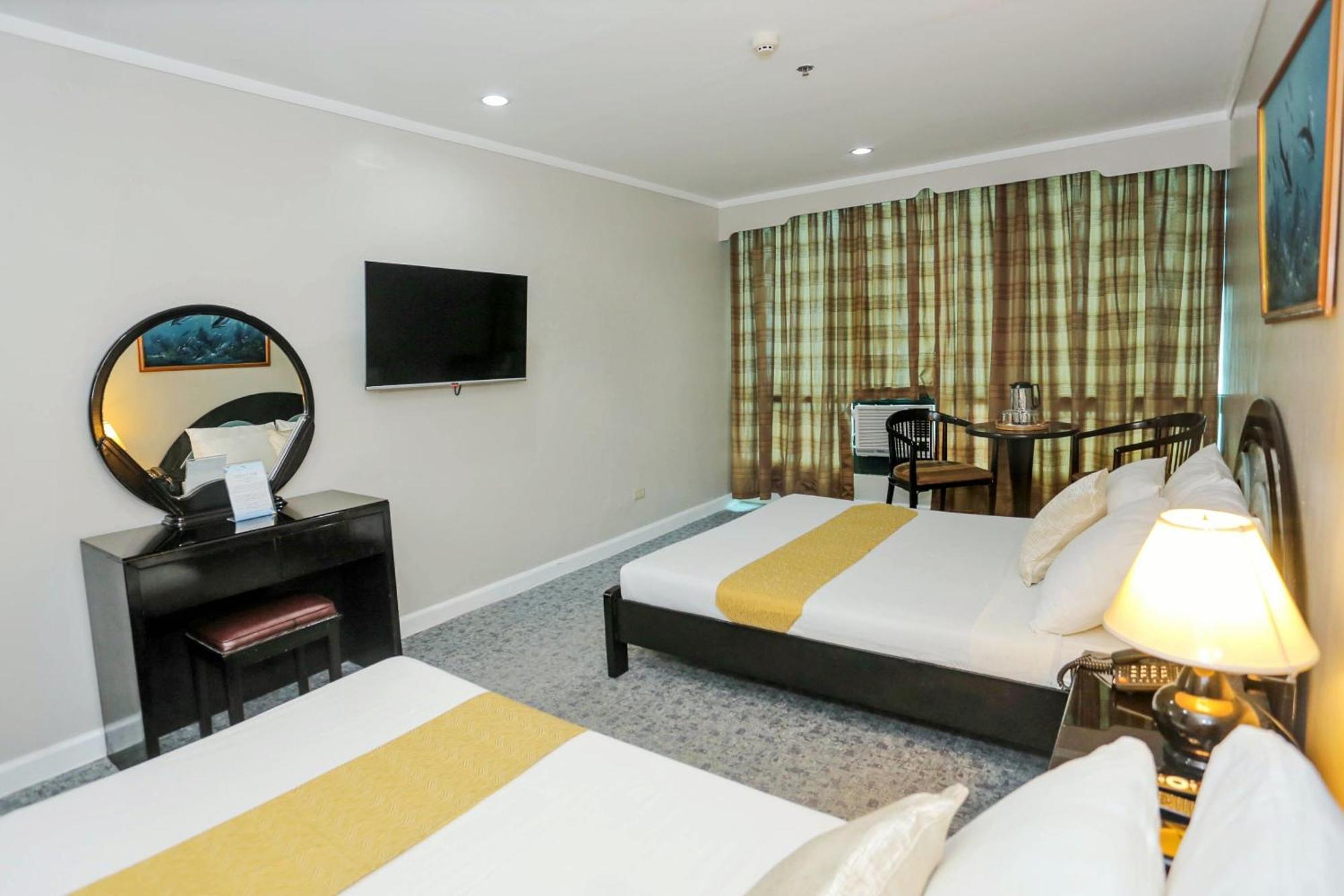 Hotel Plaza - Cebu