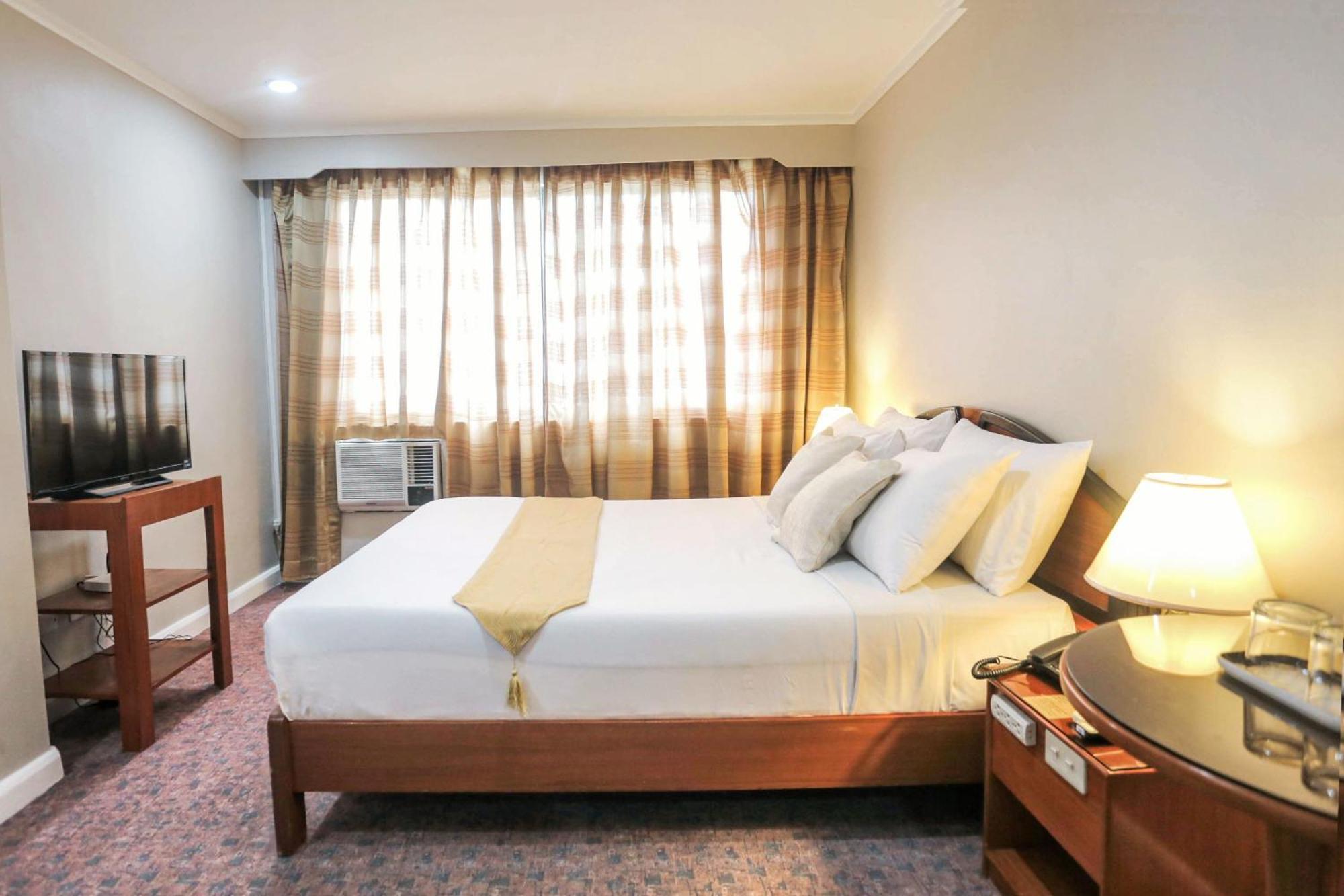 Hotel Plaza - Cebu