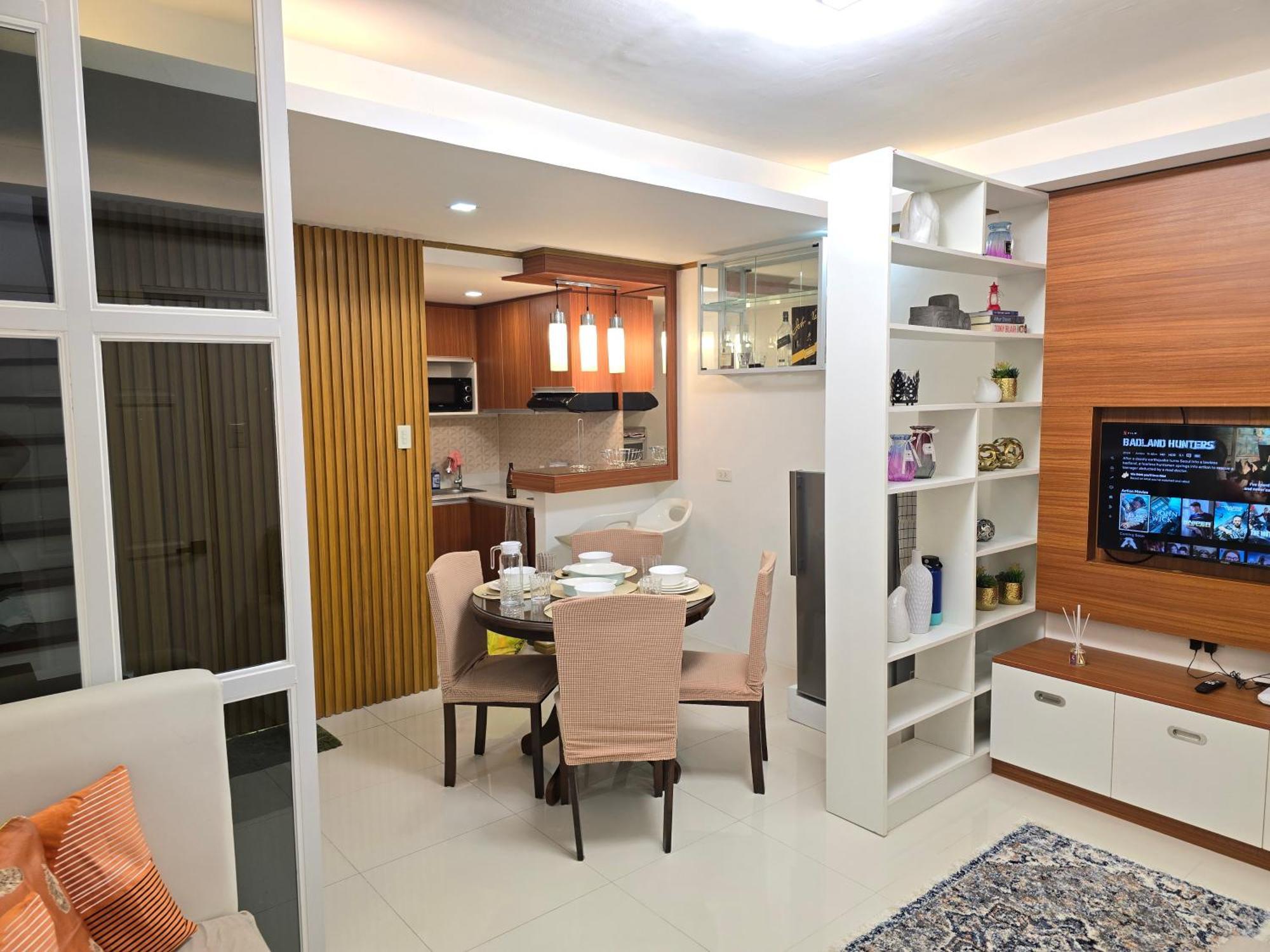Apartment Fully-furnished Compostela House With Carpark, Wifi, Netflix Compostela (Cebu)