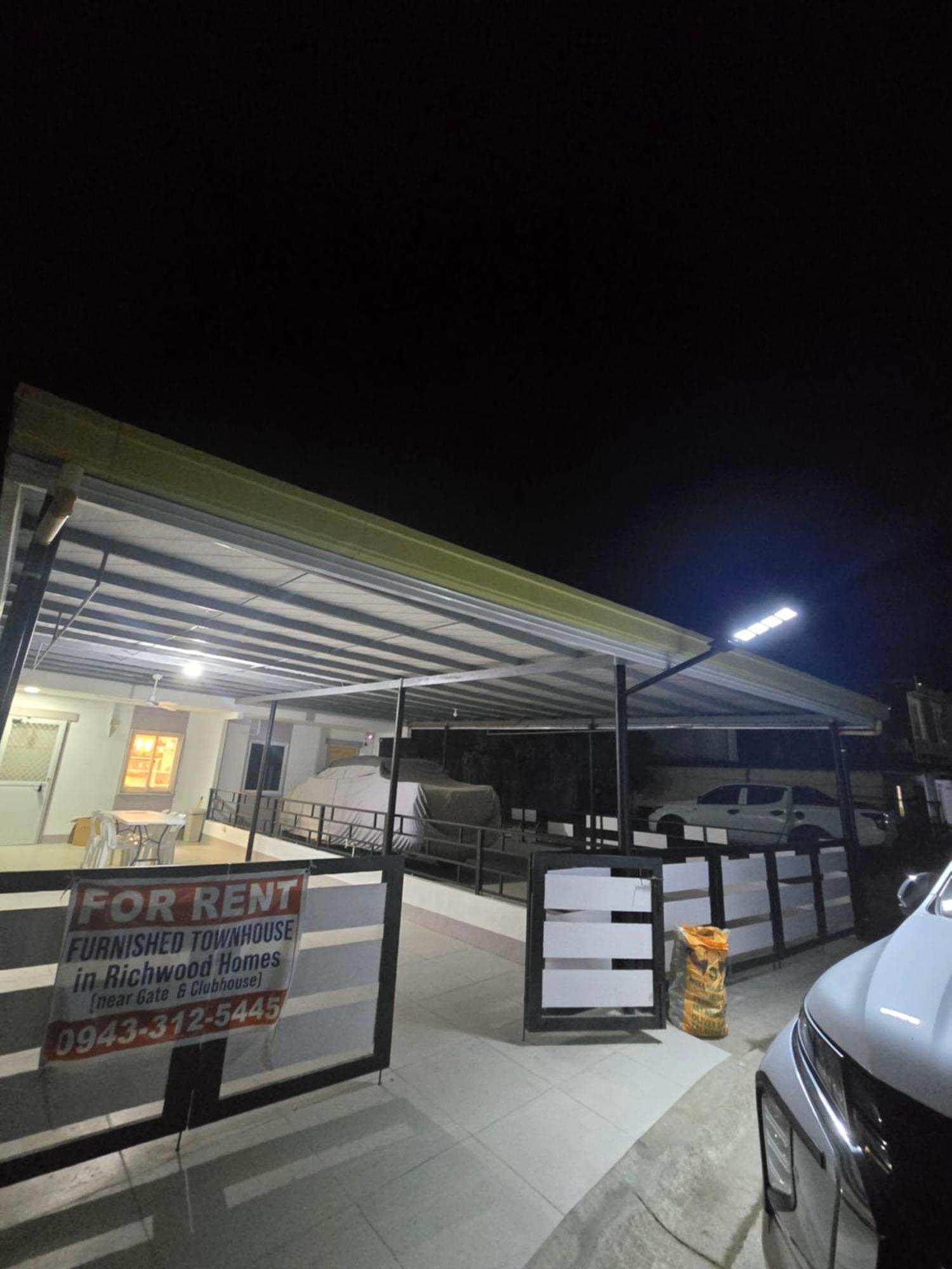 Fully-furnished Compostela House With Carpark, Wifi, Netflix * Compostela (Cebu)