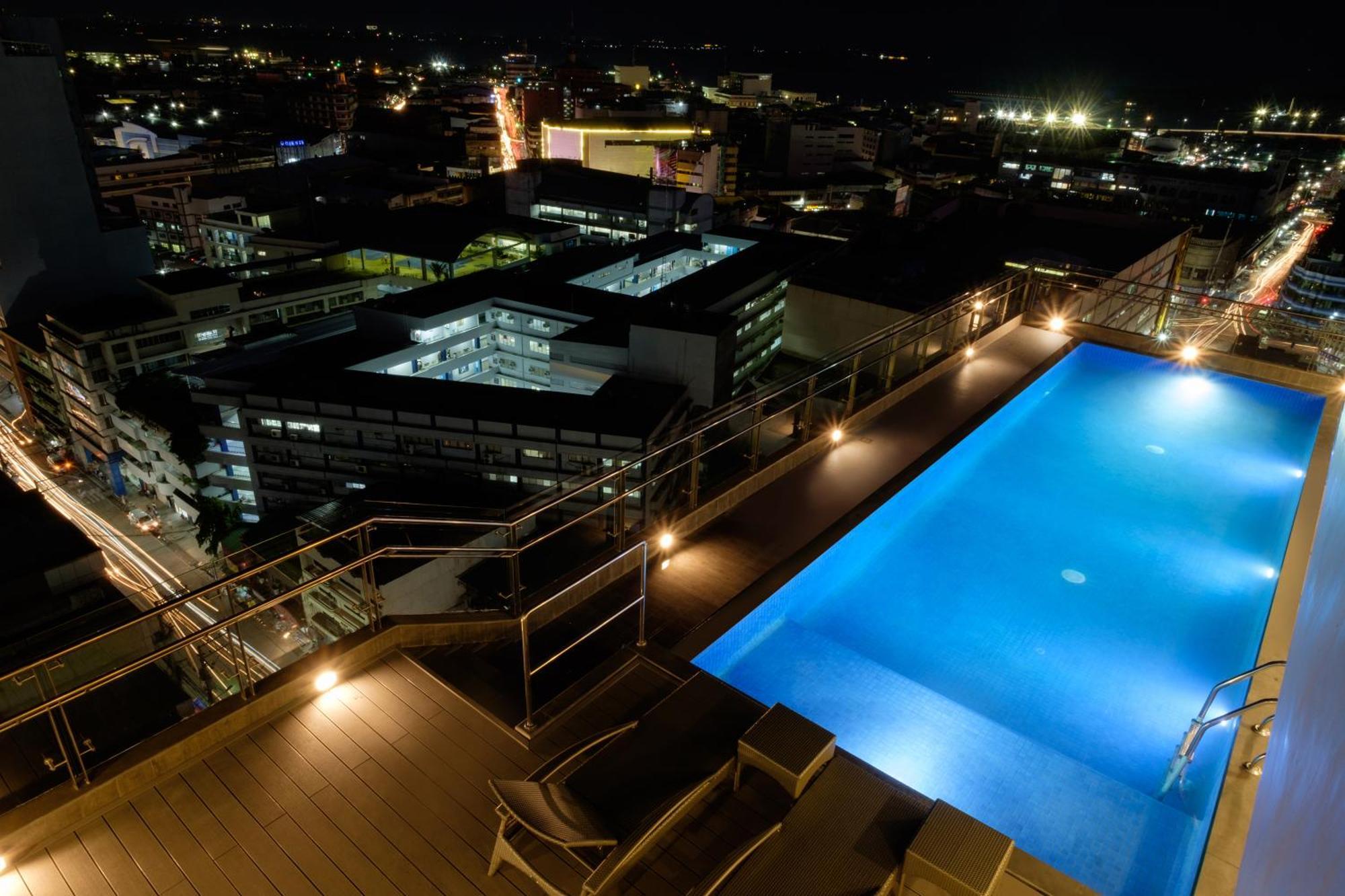 One & Hotel 4*