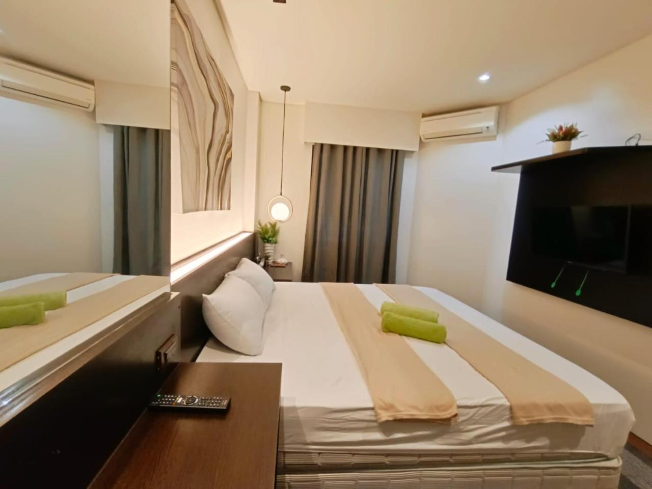 Tambuli 1 Bedroom Beachfront * Lapu-Lapu City