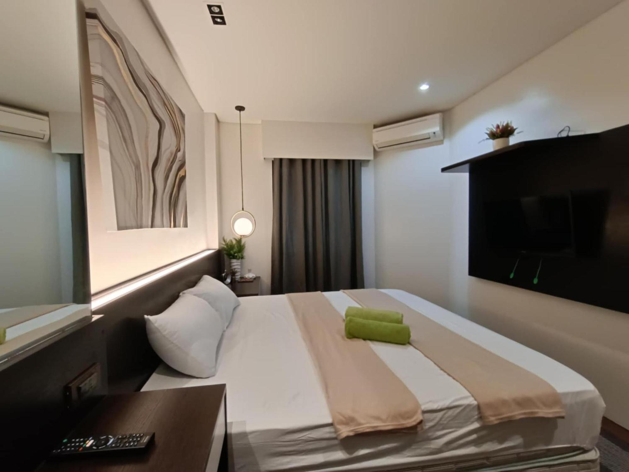 Apartment Tambuli 1 Bedroom Beachfront