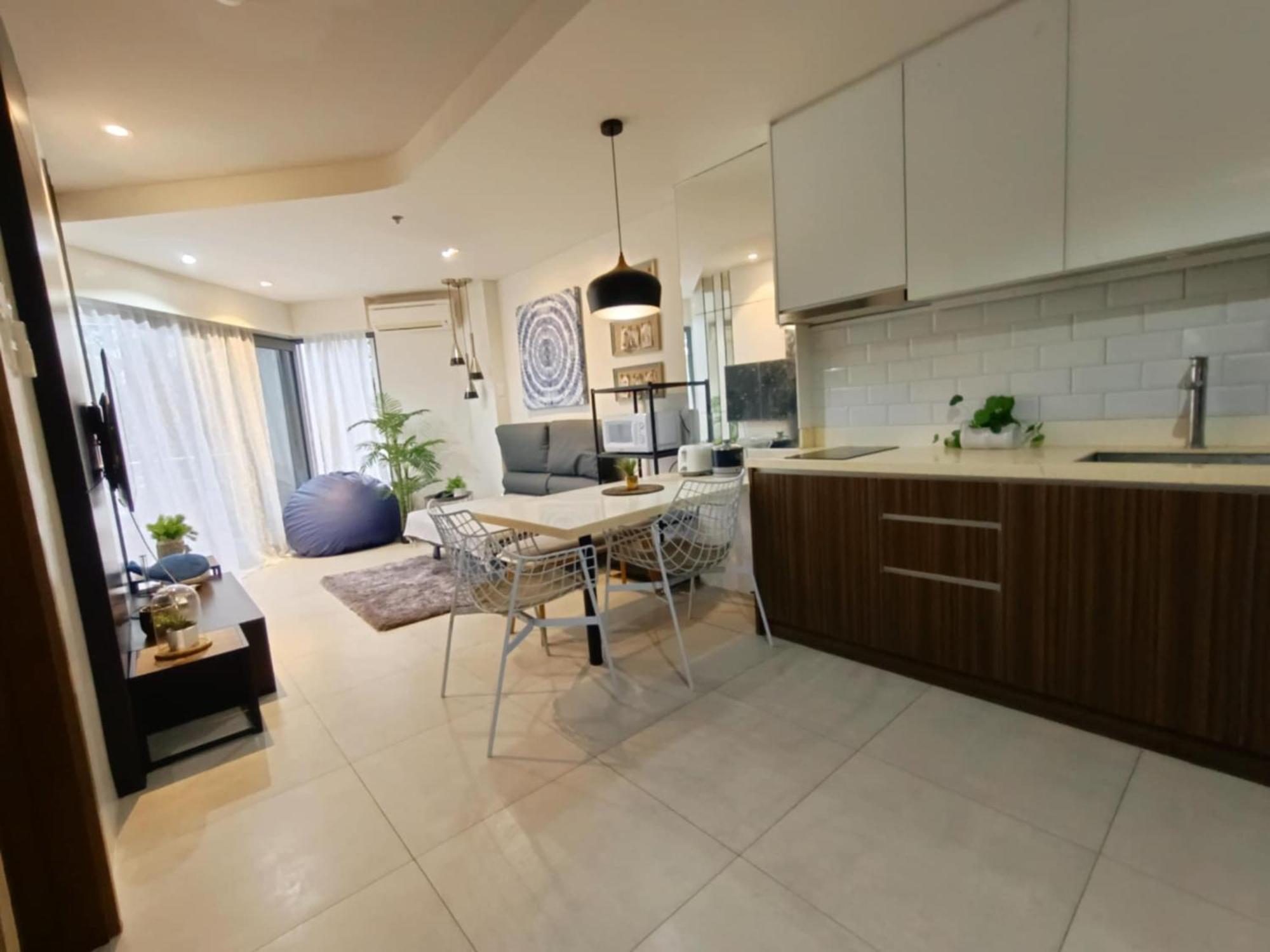 Apartment Tambuli 1 Bedroom Beachfront *